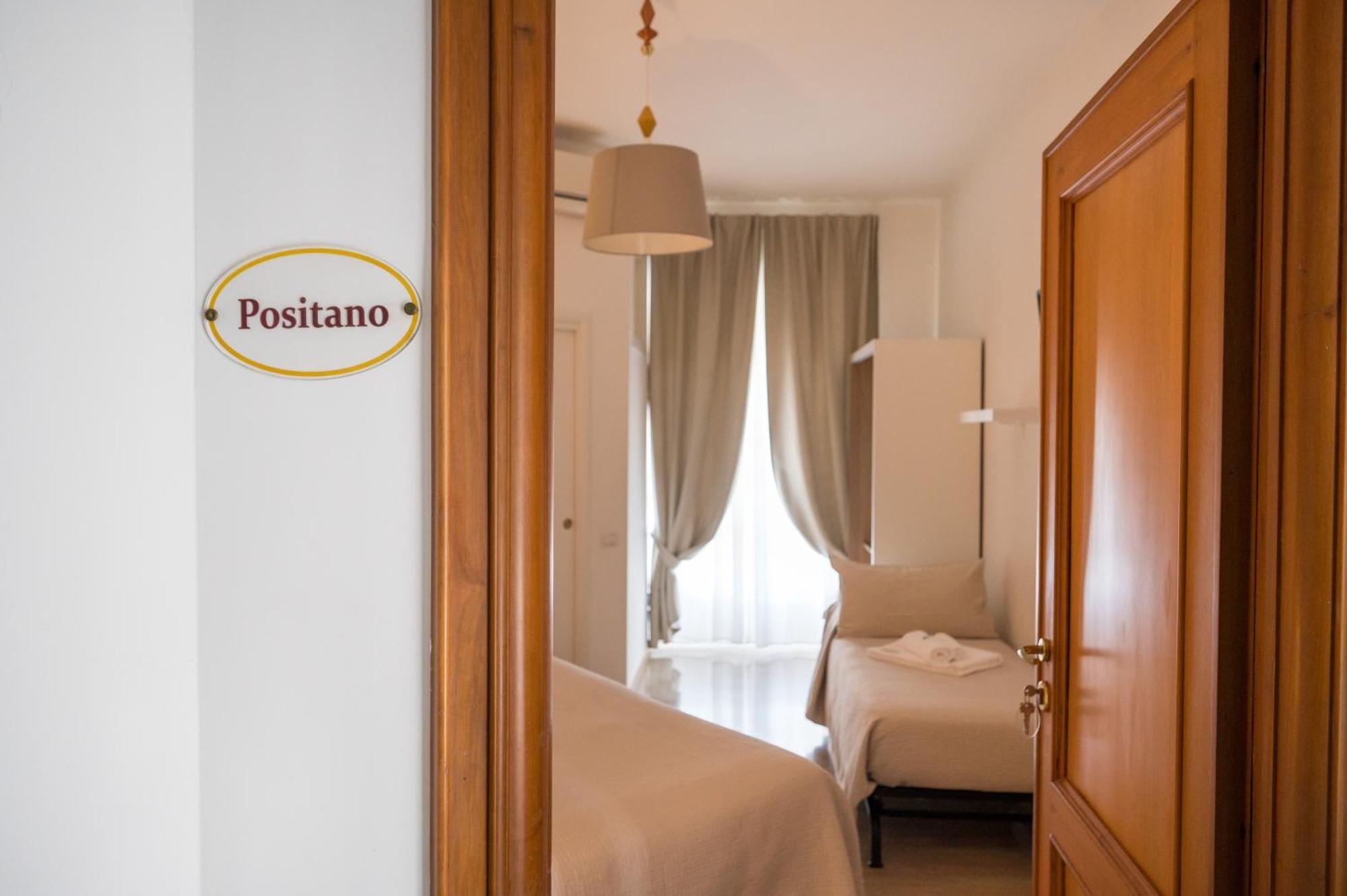 Panoramic Rooms Salerno Exterior photo