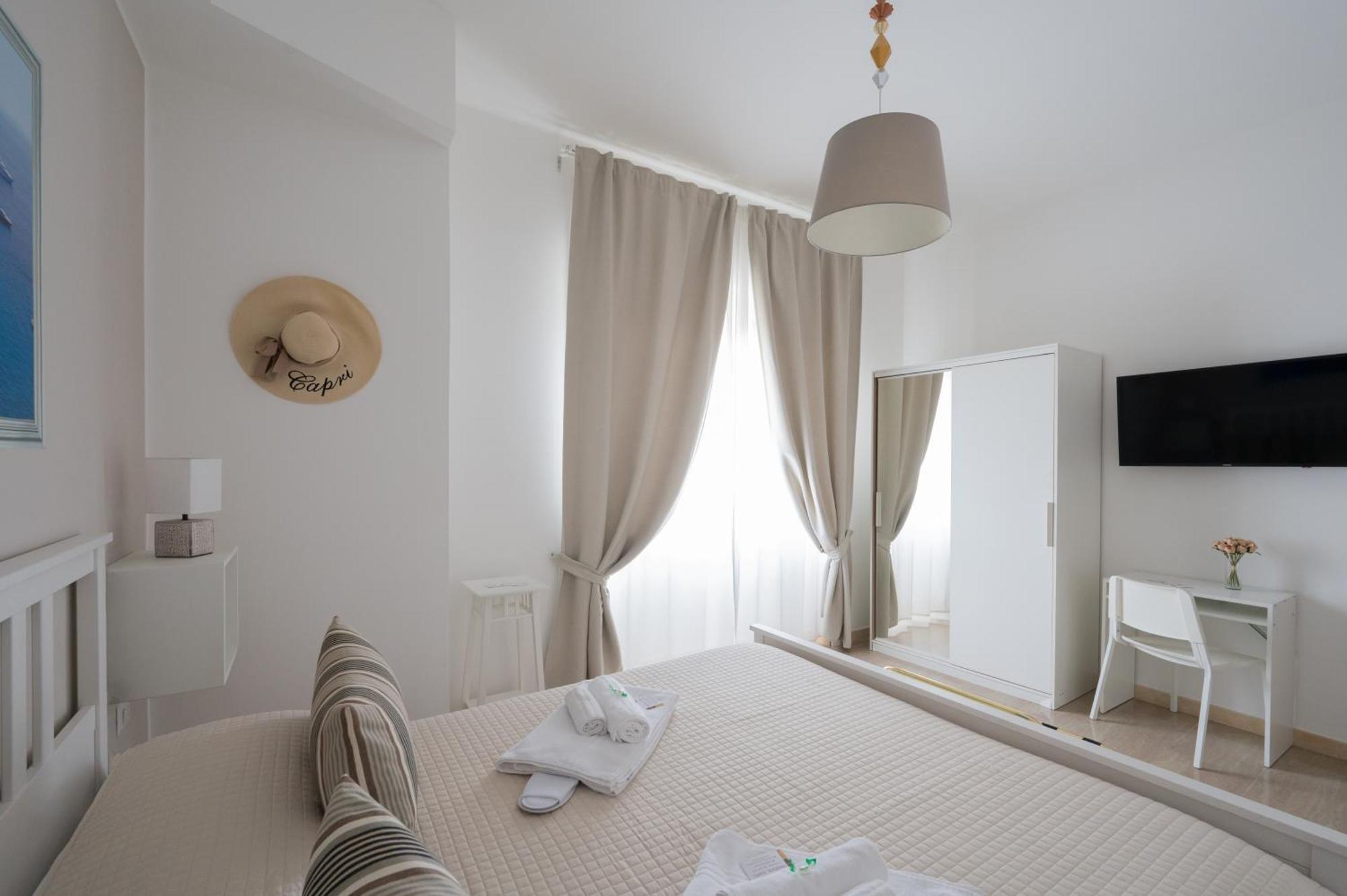 Panoramic Rooms Salerno Exterior photo